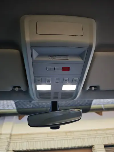 VW T6.1 Multivan 2.0 TDI 150 — 7 places, équipement camping, faible kilométrage — Miniature 7