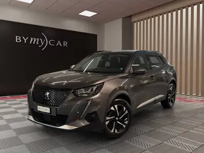 Peugeot 2008 1.2 PureTech Allure — SUV urbain dynamique, boîte auto EAT8 — Seitenansicht
