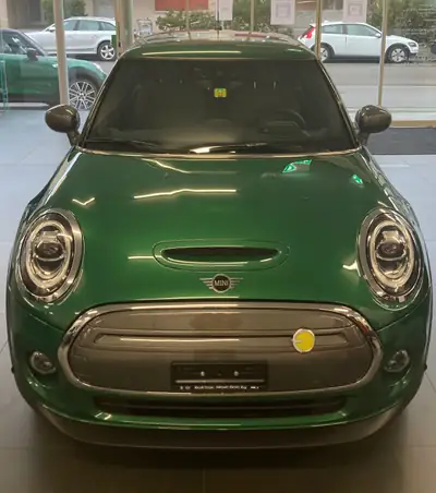 MINI Cooper SE — Électrique urbain, 66 800 km, design signature — vista posteriore