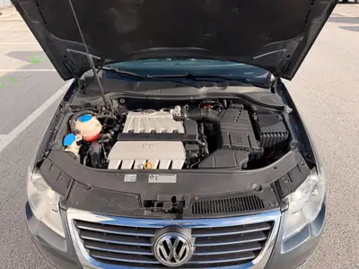 VW Passat 3.2 FSI Highline — Break élégant 250 ch, transmission DSG intégrale — intérieur