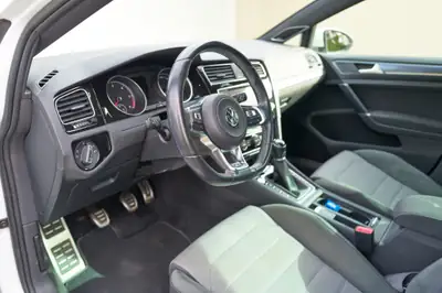 VW Golf 2.0 TDI Allstar R-Line — Diesel performant, 116 000 km seulement — détail