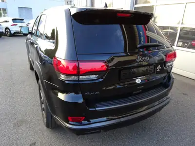 Jeep Grand Cherokee 3.0 CRD Night Eagle — SUV premium diesel, tout-terrain réputé — côté