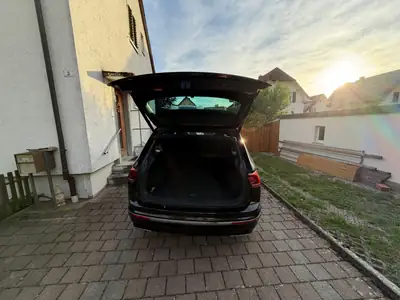 VW Tiguan 2.0 TSI Highline DSG — SUV dynamique 230 PS, 4MOTION, première main — Miniatura 13