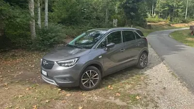 Opel Crossland X 1.2 T 130 Ultimate — SUV compact efficace, 51 000 km seulement — exterior view