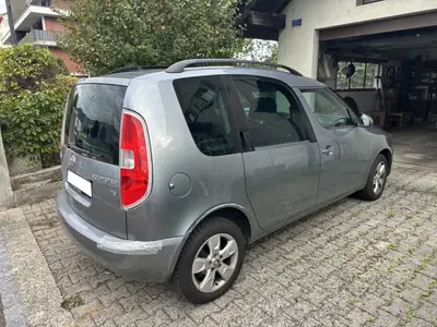 Skoda Roomster 1.2 TSI 105 — Monospace compact efficace, 115'000 km — arrière