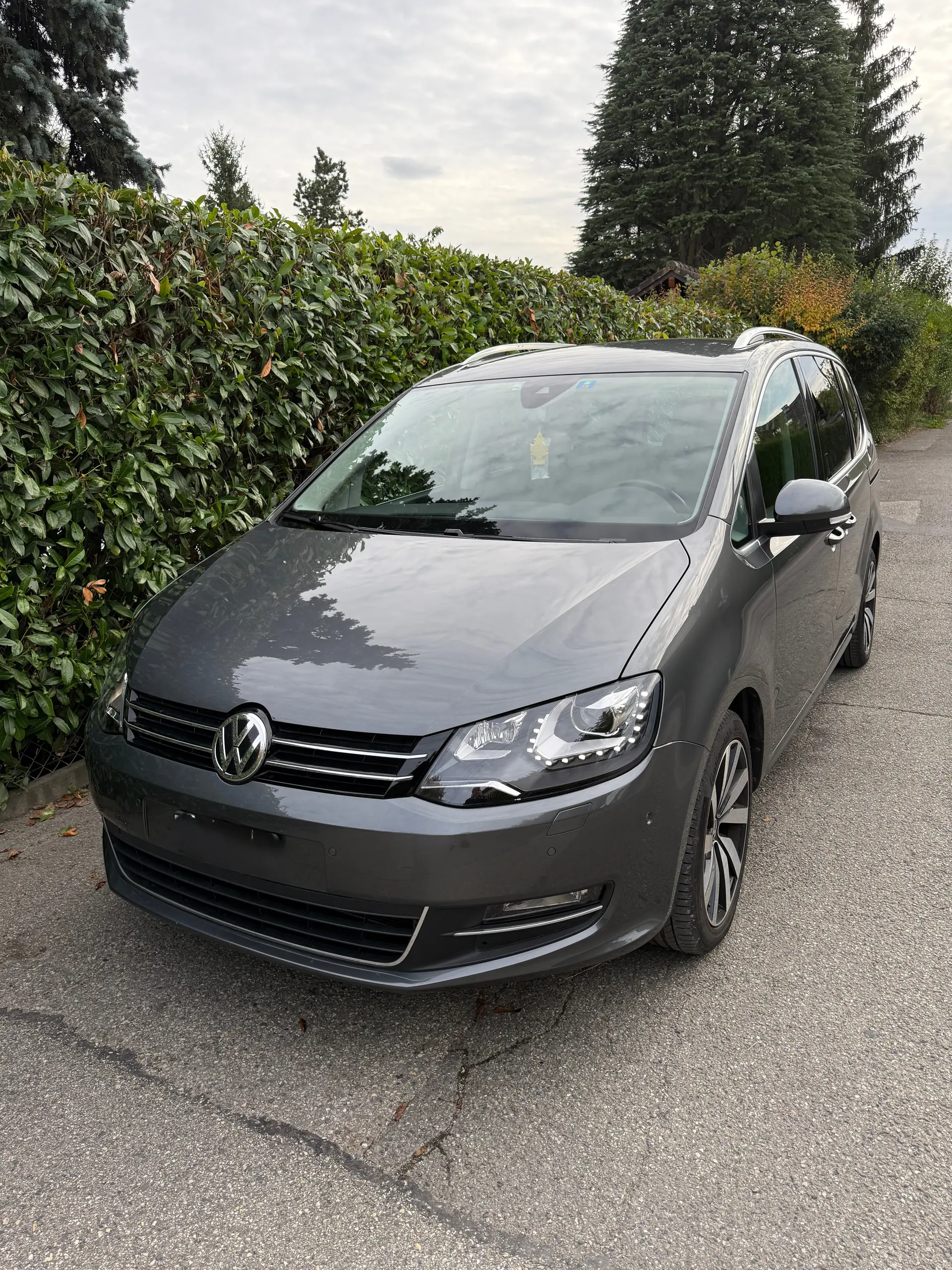 VW Sharan 1.4 TSI Highline DSG — Monospace familial performant, 46'600 km seulement