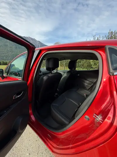 Renault Clio 1.2 16V Intense 2016 — Citadine fiable, faible kilométrage et entretien maîtrisé — detail