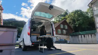Ford Transit Custom 2.0 TDCi 105 Trend — Utilitaire fiable, 37'000 km seulement — vista posteriore