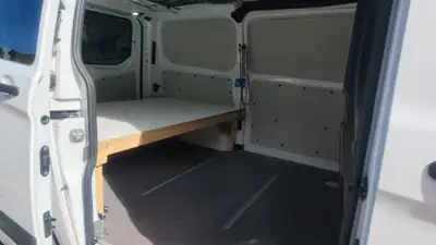 Ford Transit Custom 2.0 TDCi 105 Trend — Utilitaire fiable, 37'000 km seulement — cruscotto