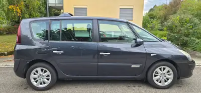 Renault Espace 2.0 dCi 173 Swiss Edition — Monospace spacieux, diesel économique, révision à jour — exterior view