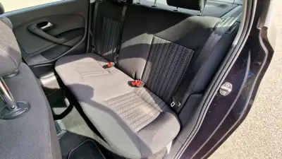 VW Polo 1.2 TSI 90 — Citadine fiable, sans accident, 84 000 km seulement — Innenraum