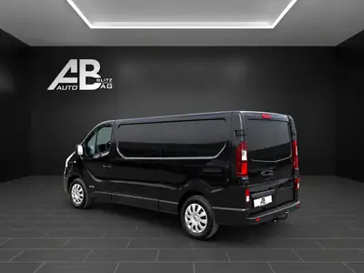 Renault Trafic 1.6 dCi 140 — Utilitaire fiable, frais d'entretien minimes — Heckansicht