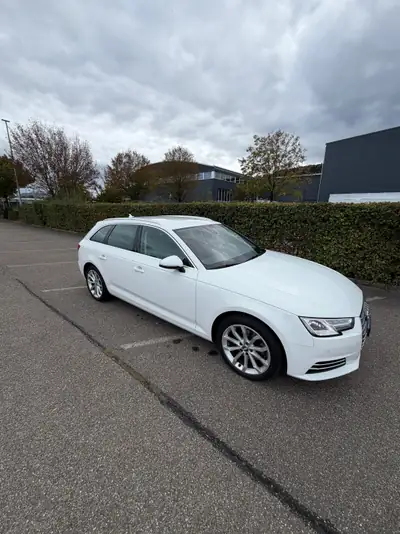 Audi A4 Avant 2.0 TFSI 190 — Berline familiale performante, kilométrage maîtrisé — fianco