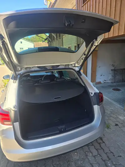 Opel Astra 1.6 CDTI 136 — Monospace diesel fiable, 189'000 km, sans sinistre — tableau de bord