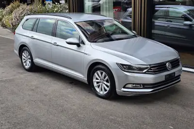 VW Passat Break 2.0 TDI 190 ch 4Motion — Robuste, spacieux et raisonnablement consommateur — Seitenansicht