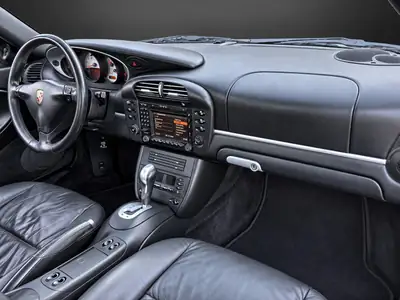 Porsche 911 Carrera 3.6 Tiptronic S — Sportive emblématique, 320 ch et garantie révisée — Miniature 10