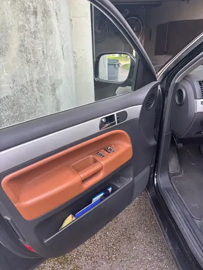 VW Touareg 2.5 TDI — SUV premium robuste, 121'000 km, sans sinistre — dettaglio