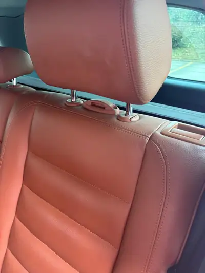 VW Touareg 2.5 TDI — SUV premium robuste, 121'000 km, sans sinistre — Miniatura 7