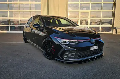 VW Golf GTI 2.0 TSI 333 PS Stage 1 — Performance tuning, équipement premium — exterior view