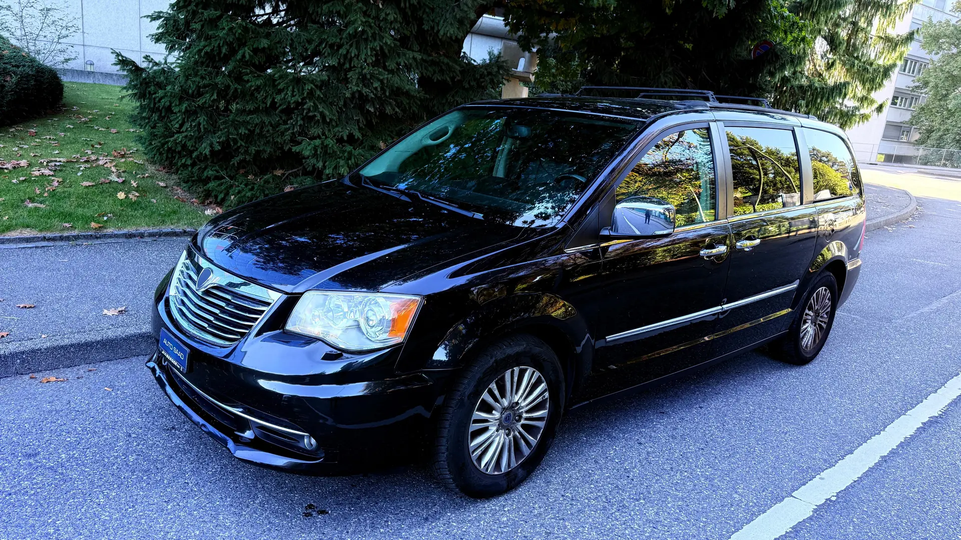 Lancia Voyager 2012 occasion Vernier — 3