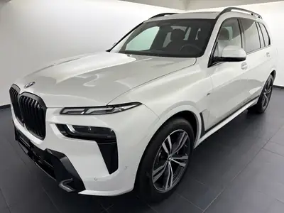 BMW X7 xDrive 48 40d M Sport Pro 2025 — SUV 7 places premium, diesel hybride, quasi neuf — Außenansicht