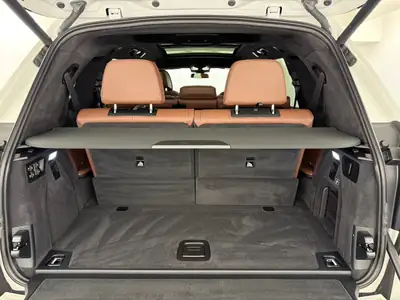 BMW X7 xDrive 48 40d M Sport Pro 2025 — SUV 7 places premium, diesel hybride, quasi neuf — Miniatur 8