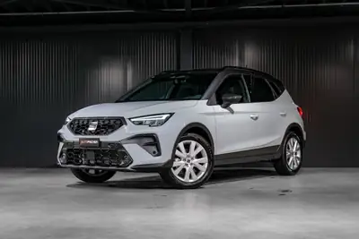 SEAT Arona 1.0 TSI Eco Style DSG — SUV compact polyvalent, quasi neuf, garantie constructeur — vista esterna