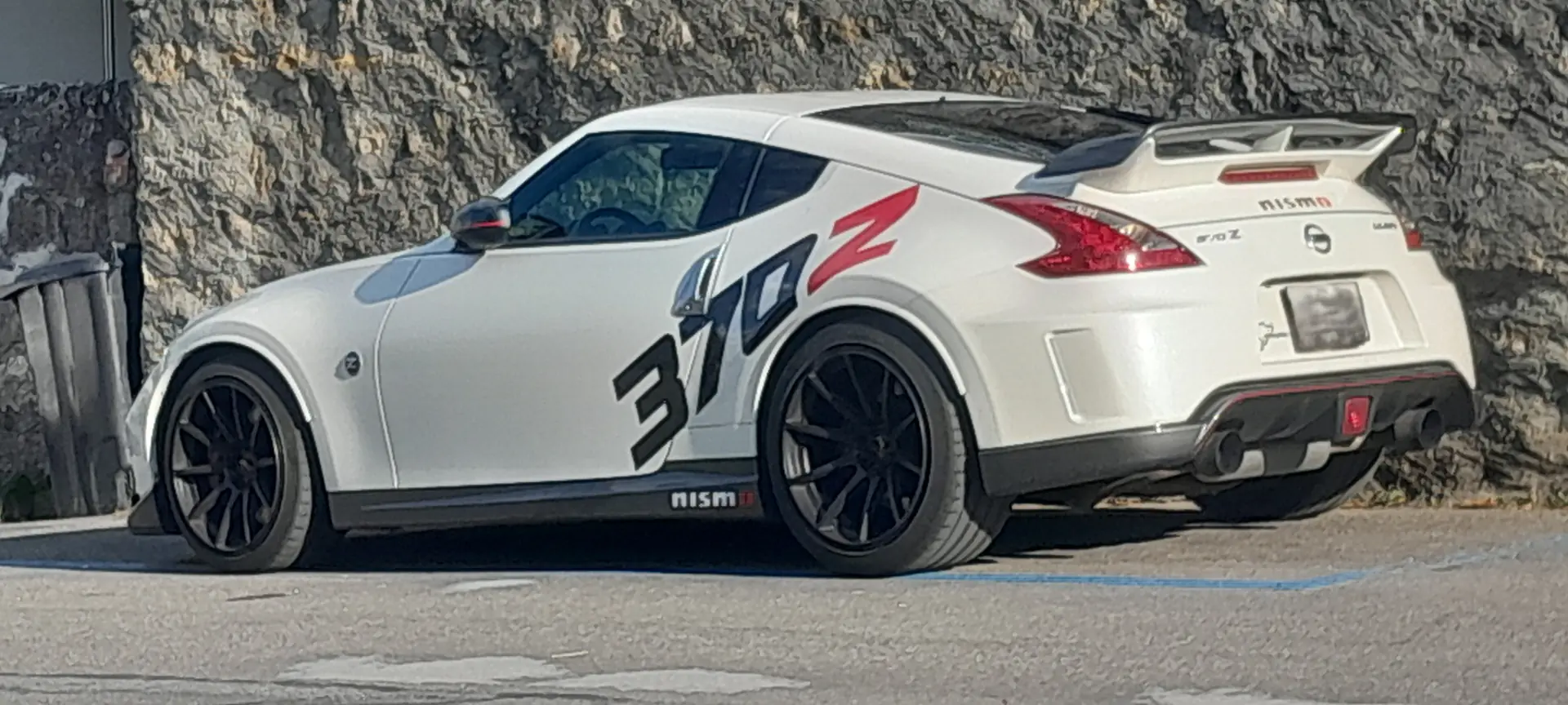Nissan 370 Z Nismo 3.7 V6 — Coupé sportif haute performance, 94'000 km