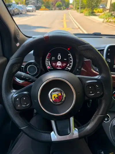 Fiat 500 Abarth 1.4 T-Jet 180 Rivale — Citadine sportive, série limitée, entretien complet — Miniatur 7