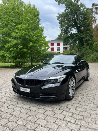 BMW Z4 2.3i sDrive 2010 — Cabriolet sportif, moteur 204 ch, kilométrage modéré — vista esterna