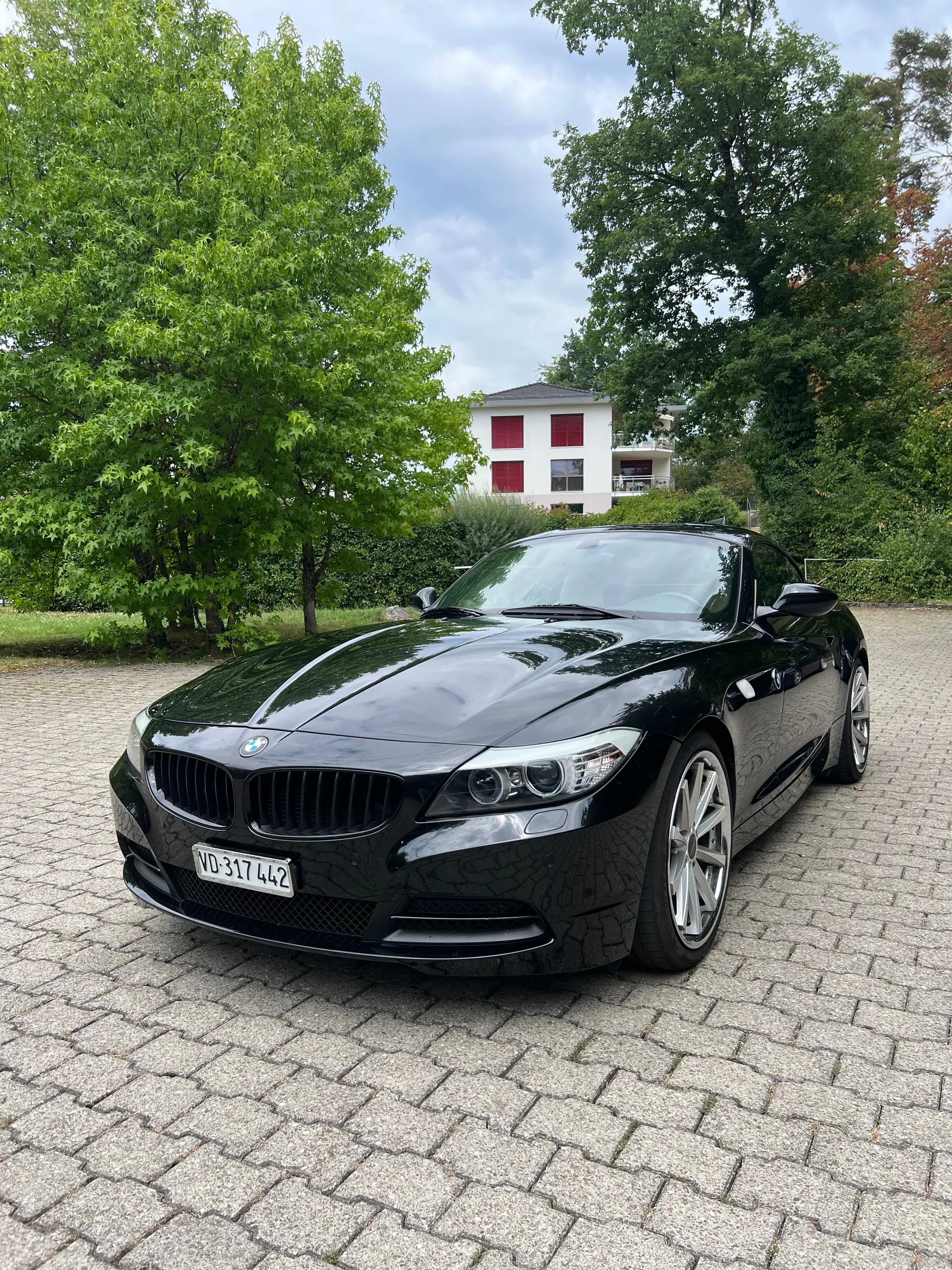 BMW Z4 2.3i sDrive 2010 — Cabriolet sportif, moteur 204 ch, kilométrage modéré