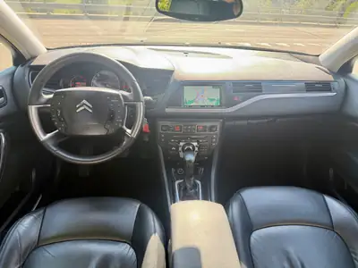 Citroën C5 Tourer 3.0 HDi V6 — Break premium diesel, 241 ch et MFK valide — Seitenansicht