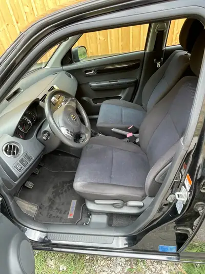 Suzuki Swift 1.3 GL 2007 — Citadine fiable avec pneus neufs, sans sinistre — dashboard