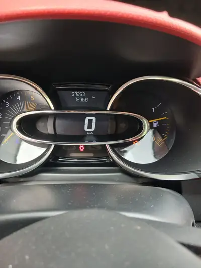 Renault Clio 1.5 dCi Swiss Edition — Monospace fiable, 57'000 km, diesel économe — Heckansicht
