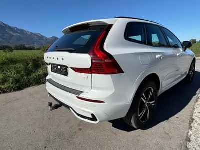 Volvo XC60 2.0 T6 TE R-Design eAWD — Hybride rechargeable, design scandinave, 122'000 km — interior