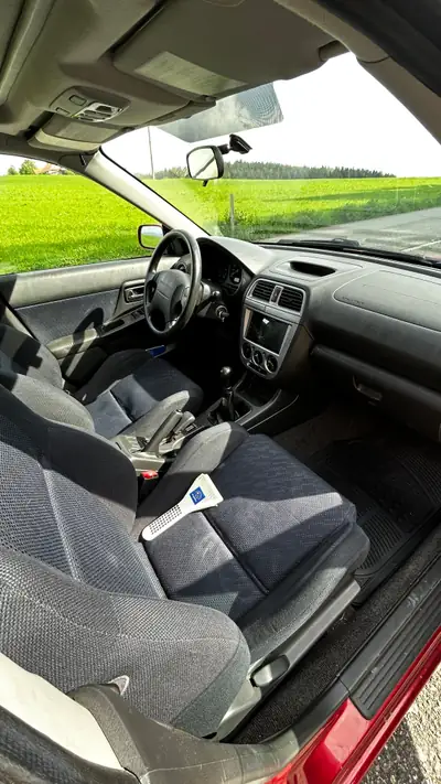 Subaru Impreza 2.0 break — Traction intégrale, fiabilité japonaise éprouvée — dashboard
