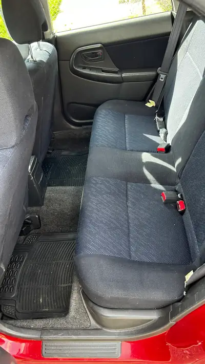 Subaru Impreza 2.0 break — Traction intégrale, fiabilité japonaise éprouvée — detail