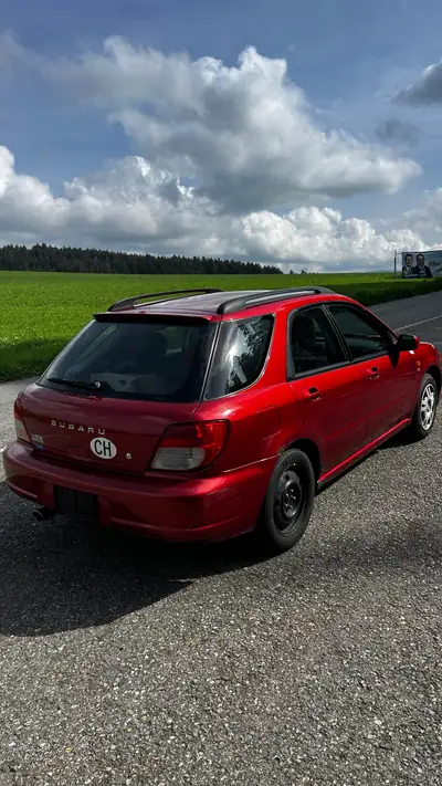 Subaru Impreza 2.0 break — Traction intégrale, fiabilité japonaise éprouvée — interior