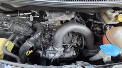 VW T5 2.0 TSI 204 Comfortline — Monospace 7 places 4x4, moteur révisé — detail