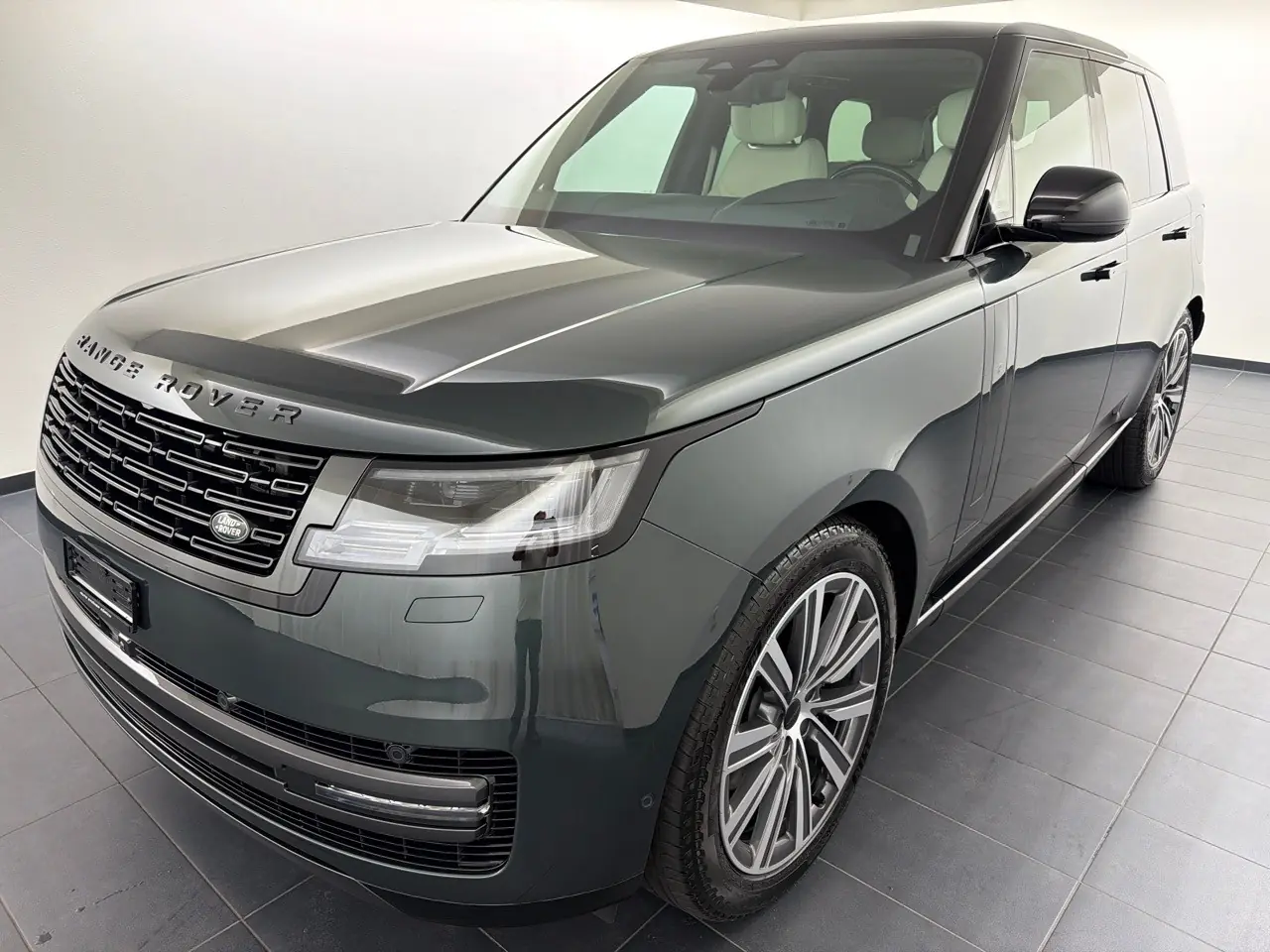 Land Rover Range Rover P460e PHEV Autobiographie — Luxe hybride rechargeable, garantie 5 ans, pratiquement neuf
