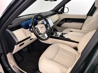 Land Rover Range Rover P460e PHEV Autobiographie — Luxe hybride rechargeable, garantie 5 ans, pratiquement neuf — tableau de bord