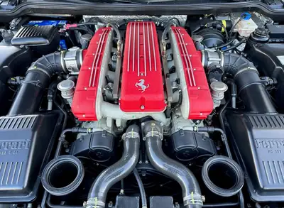 Ferrari 575M Superamerica 2005 — Cabriolet légendaire, 9'800 km seulement — Thumbnail 14