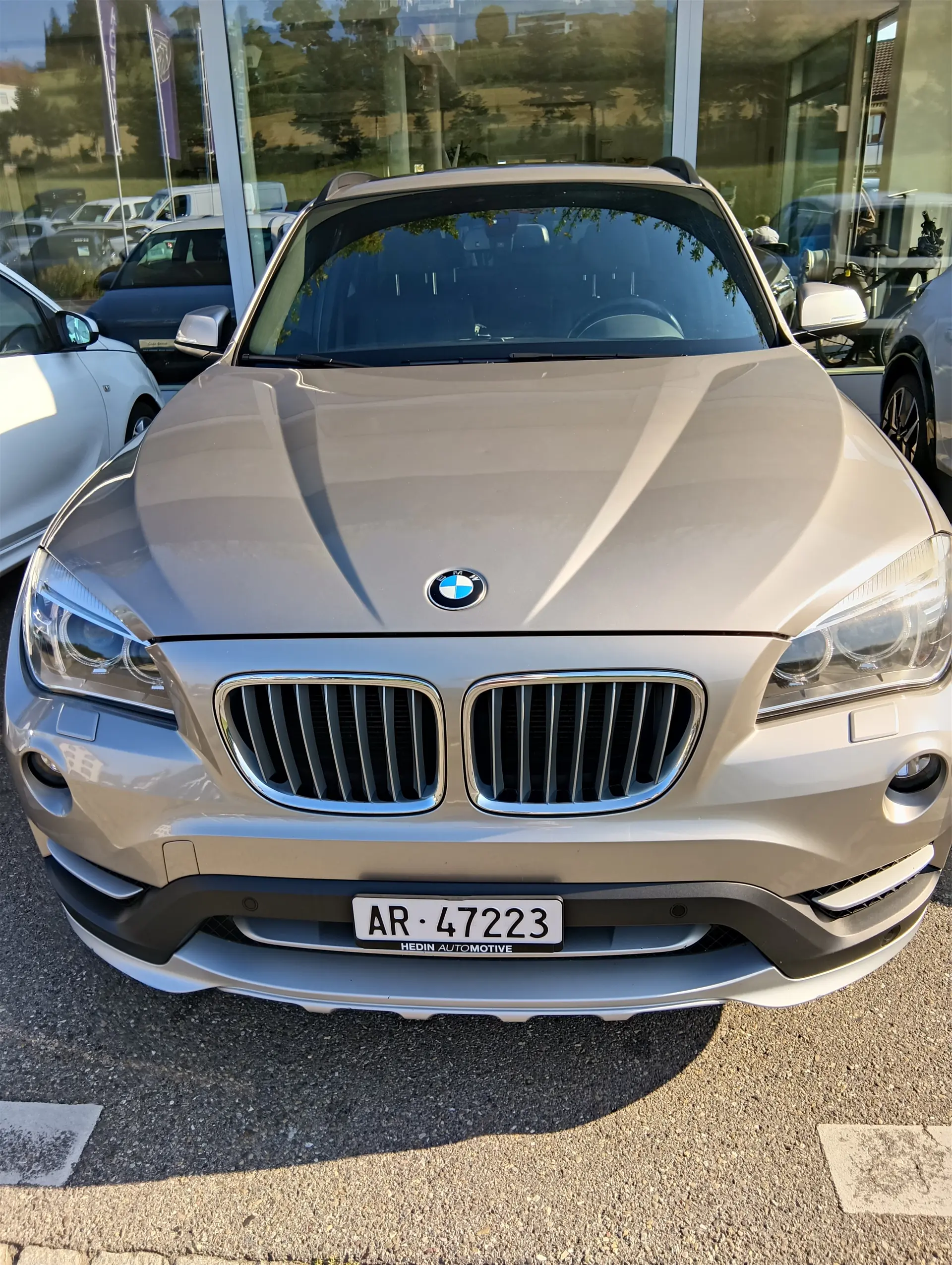 BMW X1 20i xDrive — SUV compact dynamique, moteur performant et transmission intégrale