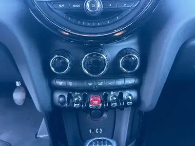 MINI Cooper 2014 — Citadine britannique pétillante, entretien récent et garantie 12 mois — Miniatur 12