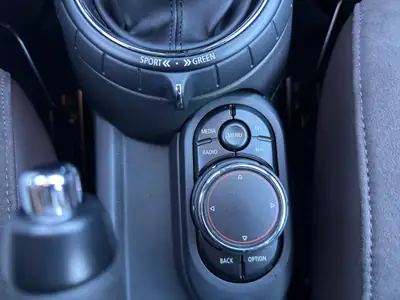 MINI Cooper 2014 — Citadine britannique pétillante, entretien récent et garantie 12 mois — Miniatur 15