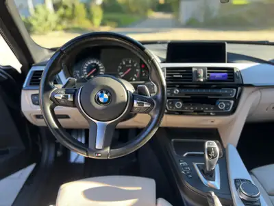 BMW 335d xDrive Touring — Diesel performant, entretien BMW officiel, attelage inclus — dettaglio