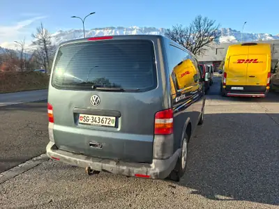 VW T5 — Le Monospace Diesel Fiable pour Familles et Professionnels — côté