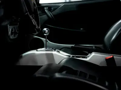 Ferrari F360 Modena Berlinetta — Mythique boîte manuelle, 400 ch de pur plaisir — fianco