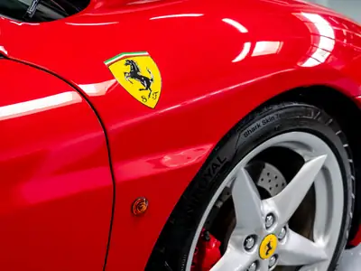 Ferrari F360 Modena Berlinetta — Mythique boîte manuelle, 400 ch de pur plaisir — Miniatura 14