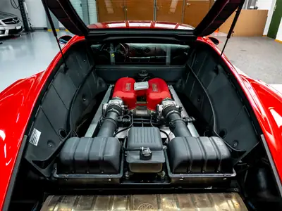 Ferrari F360 Modena Berlinetta — Mythique boîte manuelle, 400 ch de pur plaisir — Miniatura 30